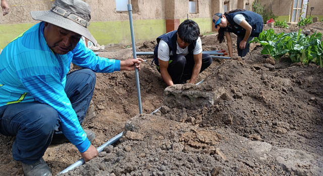 PERU_RIEGO HUERTOS2.jpg